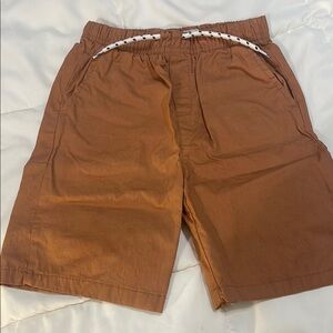Free Planet Boys brown shorts. Size 5.